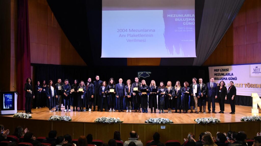 Geleneksel MEF Lisesi Mezunlarla Buluşma Günü kapsamında aklı ve bilimi rehber edinerek...